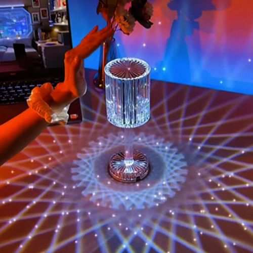 Diamond Crystal LampExperience the simplicity and style of our Diamond Crystal Lamp, a modern masterpiece that intertwines light and shadow using 3D technology. With a touch of the lamp1724Diamond Crystal Lamp